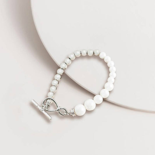 Stretch Pearl Bracelet: Yellow Gold 5