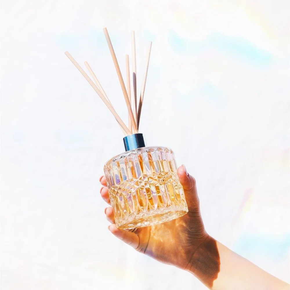Mrs Darcy Lifestyle Diffuser Rose Quartz - Peonies + Fresh Roses