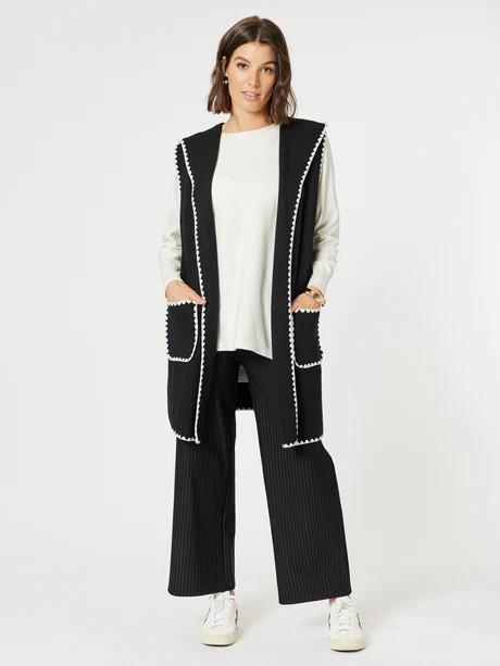 Threadz Cosy Contrast Detail Hooded Vest Black