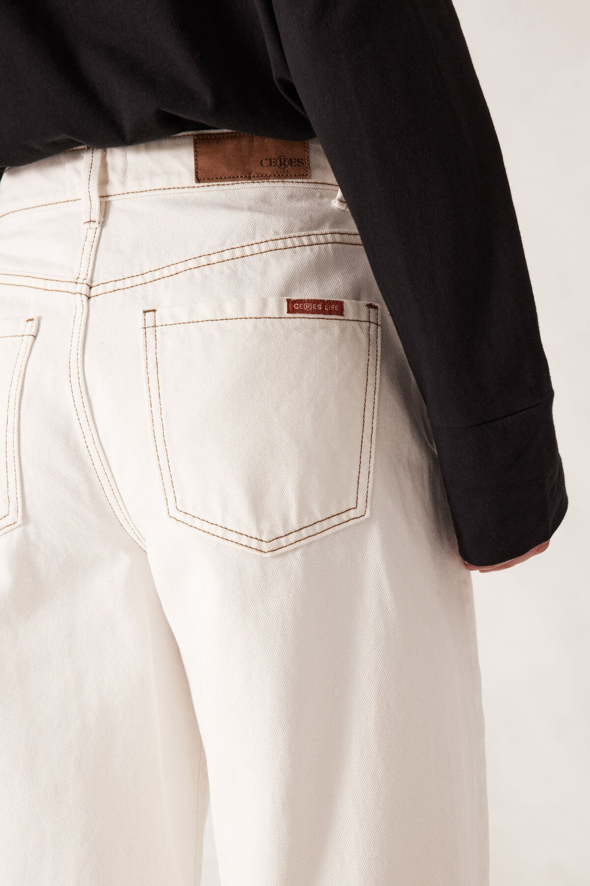 Ceres Life Maggie Tapered Barrel Jean - Fresh Ecru
