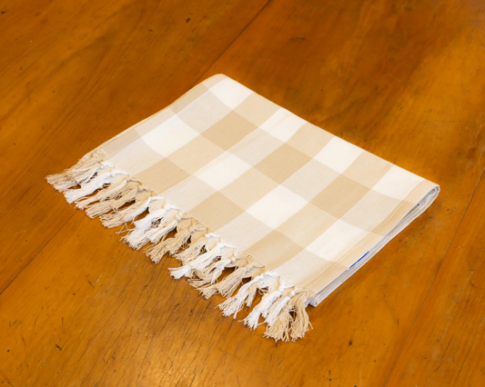 Banjo and Co Natural Table Runner