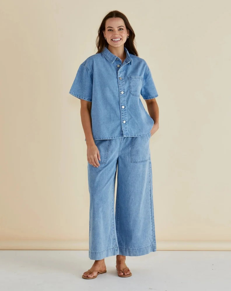 Betty Basics Saffra Relax Leg Jean Medium Wash