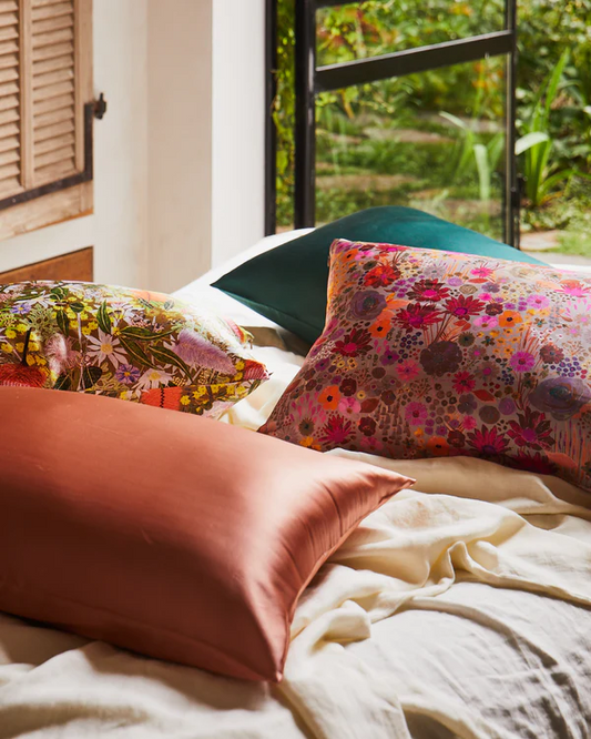 KIP & CO Field of Dreams Silver Silk Pillowcase