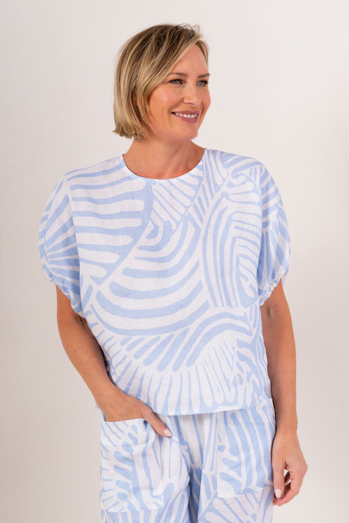 See Saw 100% Linen Cap Sleeve Top - Palm Breeze Print