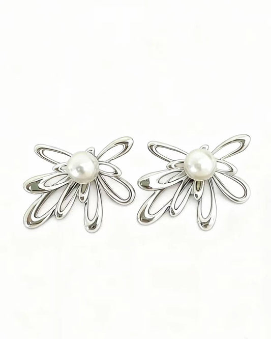 Greenwood Designs Jenny Silver Flower Stud Earring with Pearl Centre
