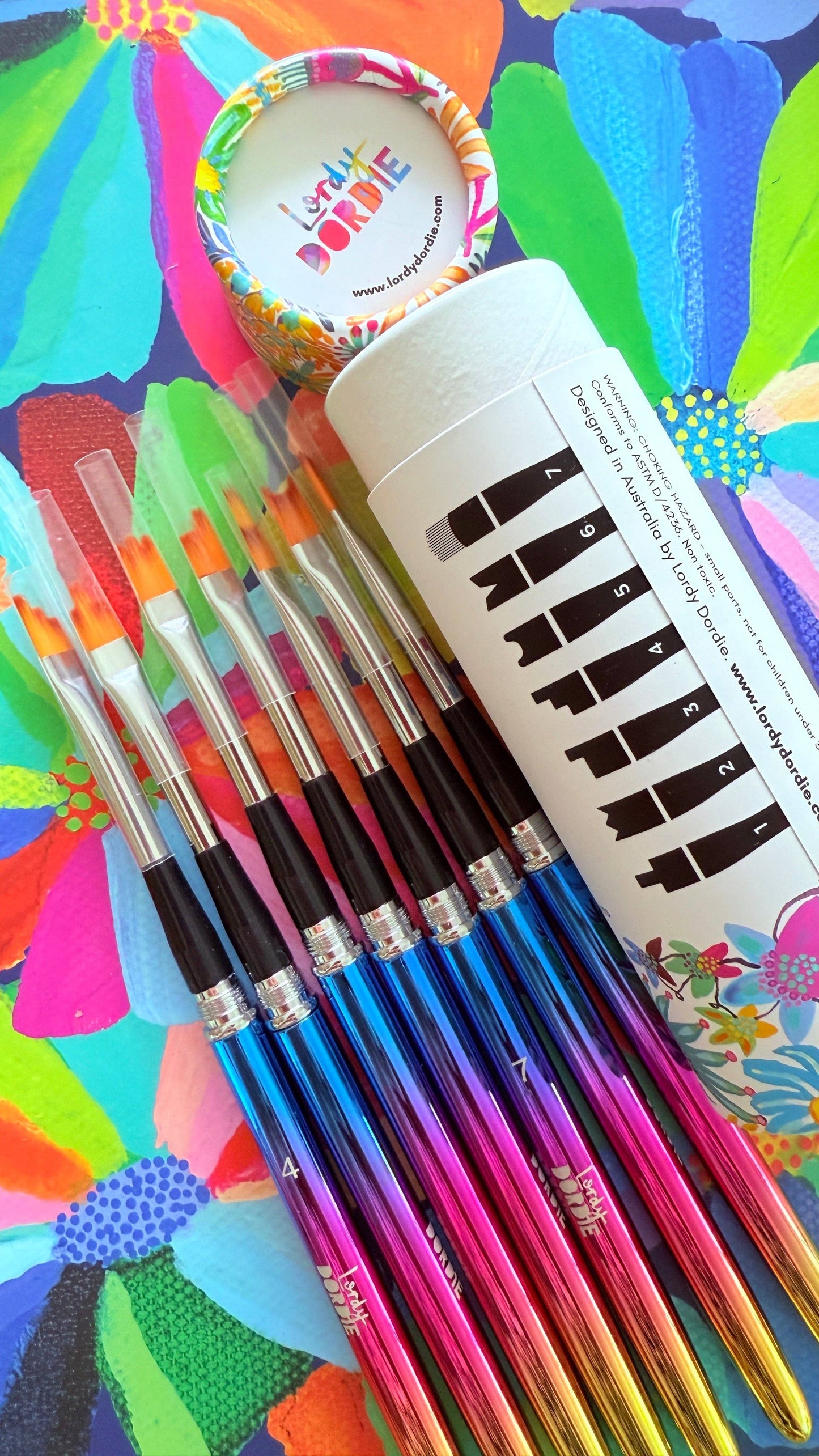Lordy Dordie Flower Power Travel Paintbrush Set