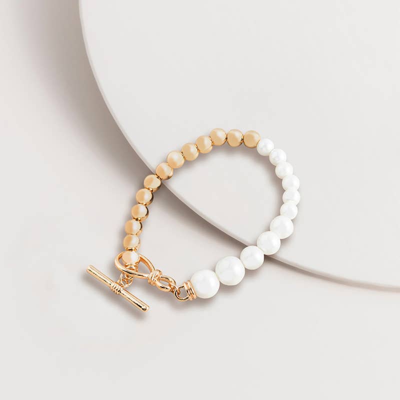 Stretch Pearl Bracelet: Yellow Gold 5