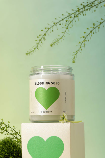 Blooming Solo Soy Candle