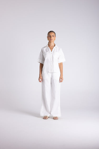 Two T's Olivia Short Sleeve Shirt - White