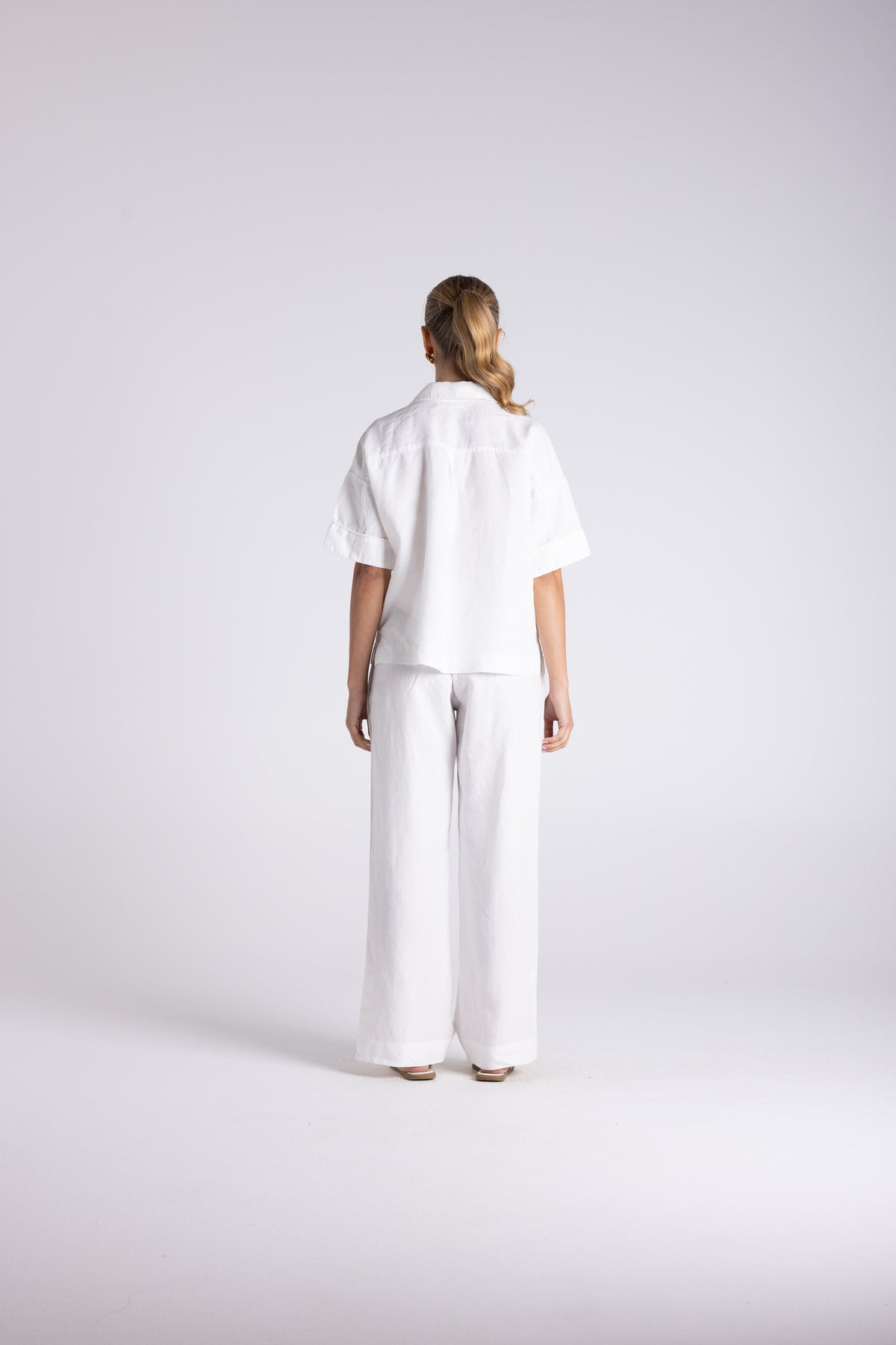 Two T's Olivia Short Sleeve Shirt - White