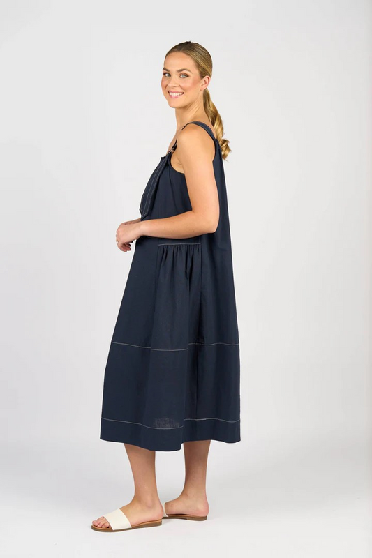 Vassalli Sleeveless Balloon Dress with Front Pocket