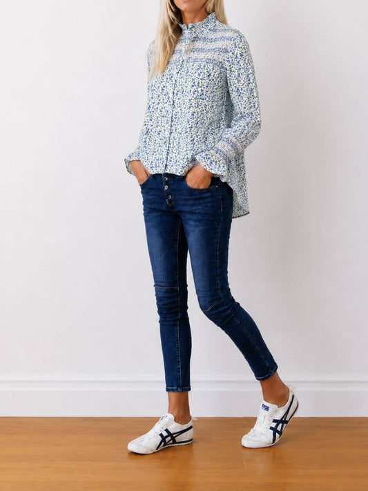 Who's Charlie Evie Floral Cotton Cambric Shirt- Blue Floral