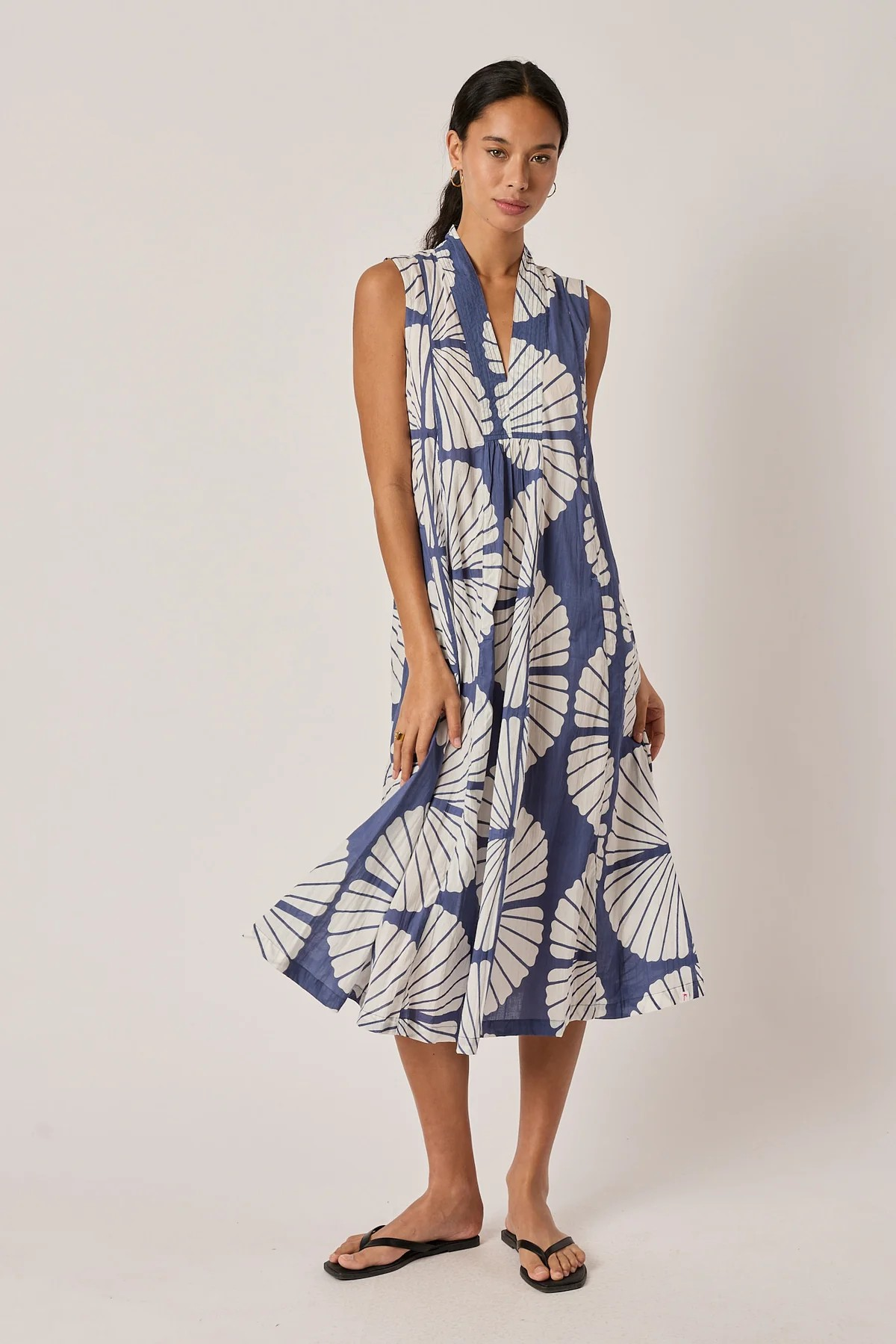 Ibisa Kayce Sleeveless Floral Midi Dress in Navy | Sterling Belle