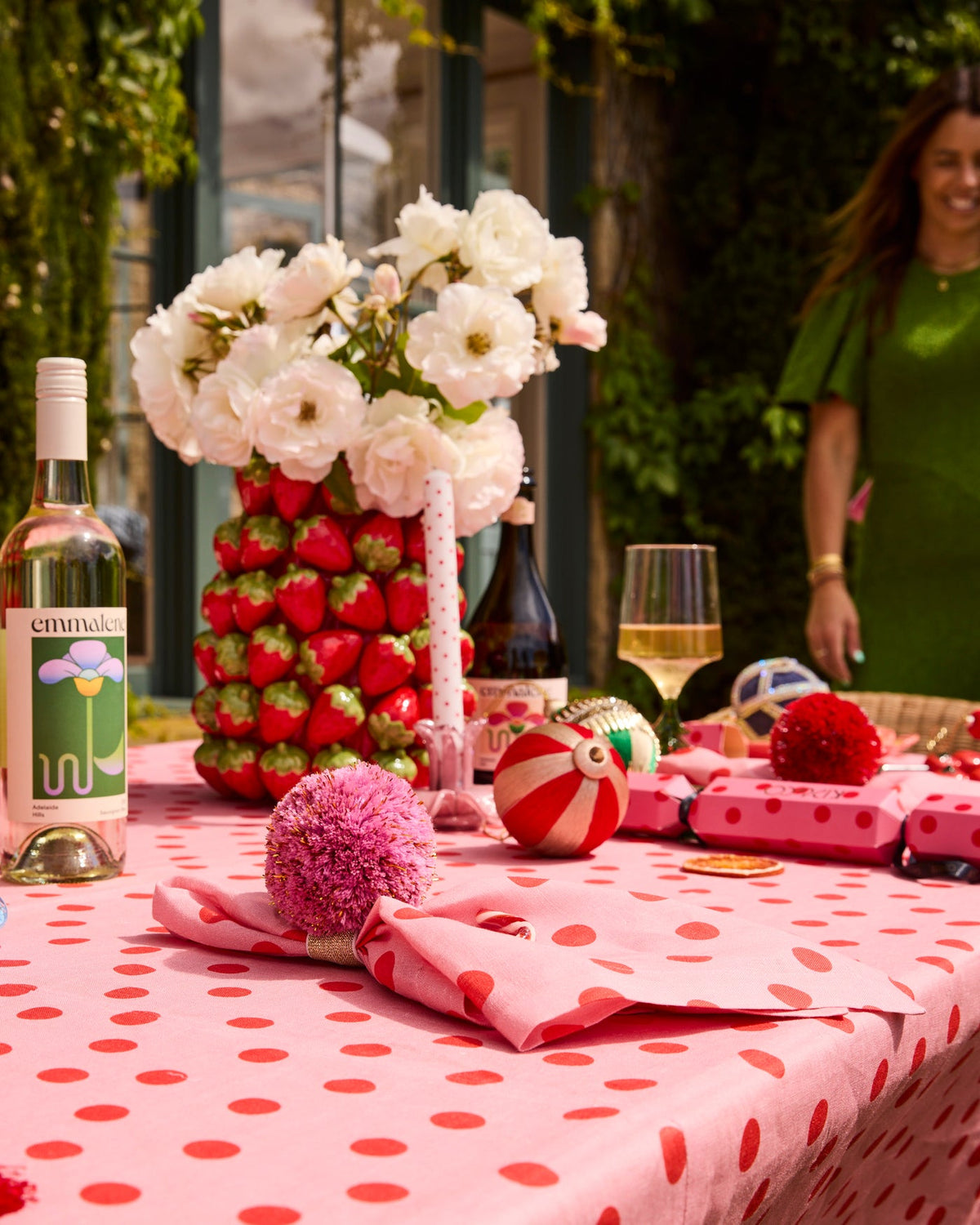 KIP AND CO Polkadot Pink Tablecloth