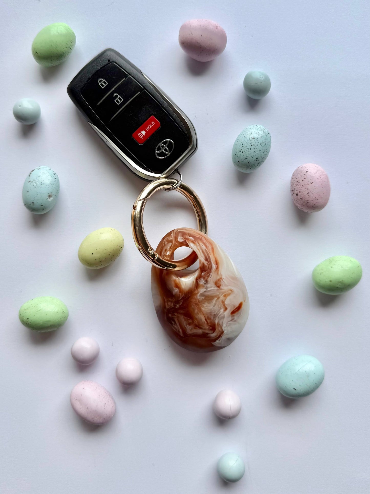 Greenwood Designs Egg Charm Resin Keyrings: Lemon / Silver