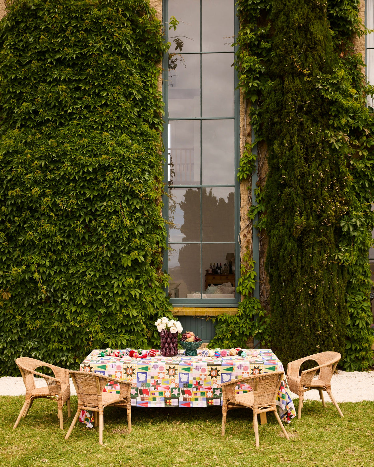 KIP AND CO Christmas Patchwork Tablecloth