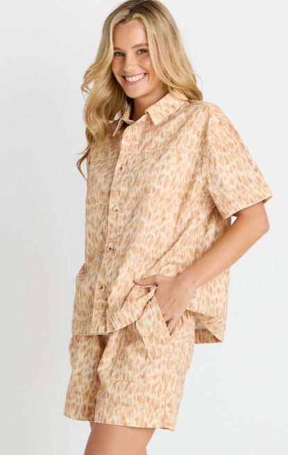 Betty Basics Quinn Cotton Short - Ocelot Print