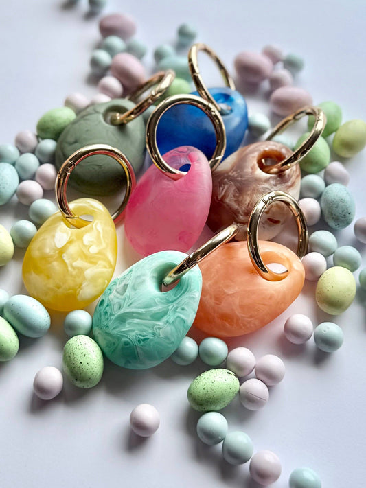 Greenwood Designs Egg Charm Resin Keyrings: Lemon / Silver