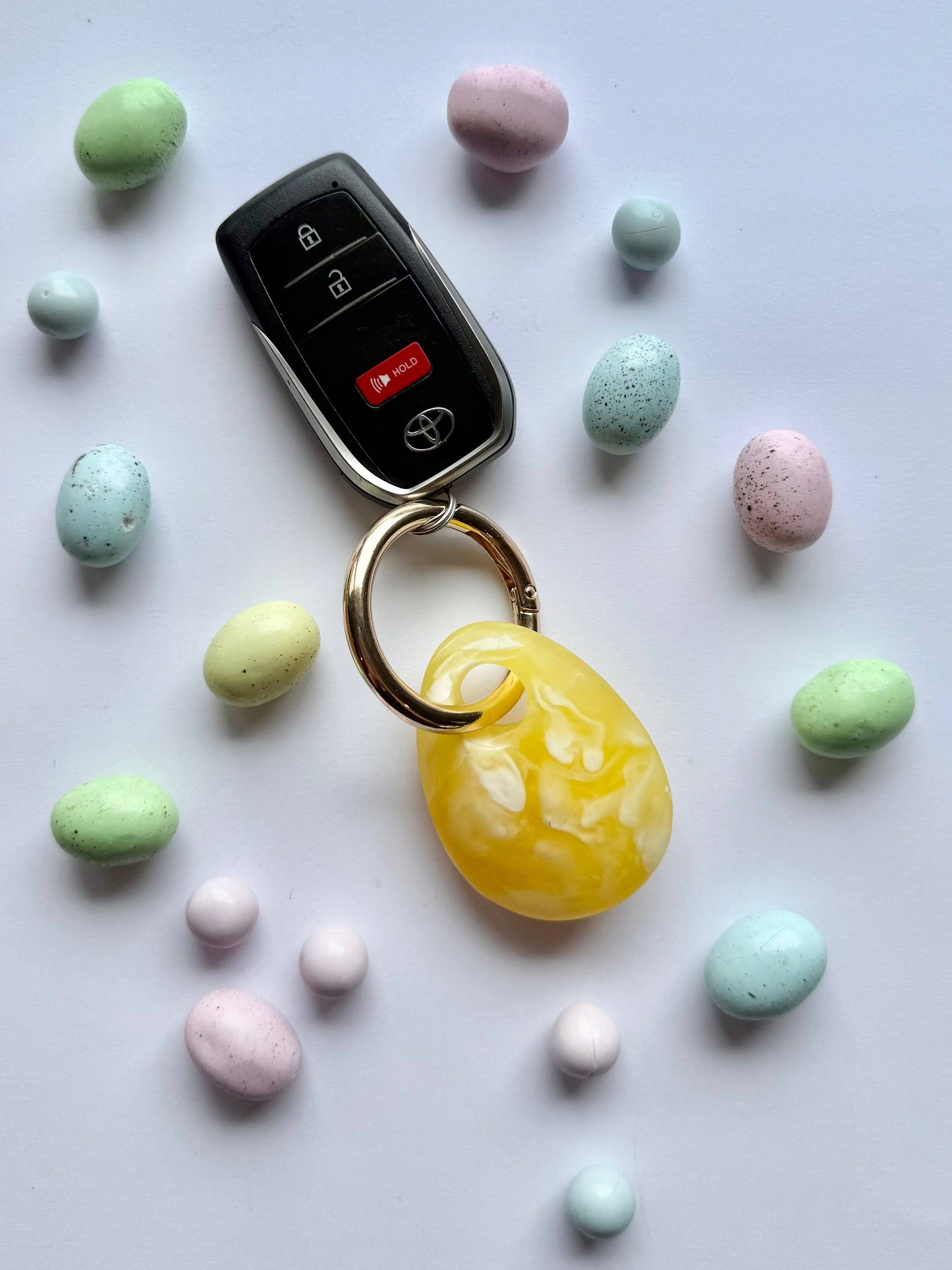 Greenwood Designs Egg Charm Resin Keyrings: Lemon / Silver