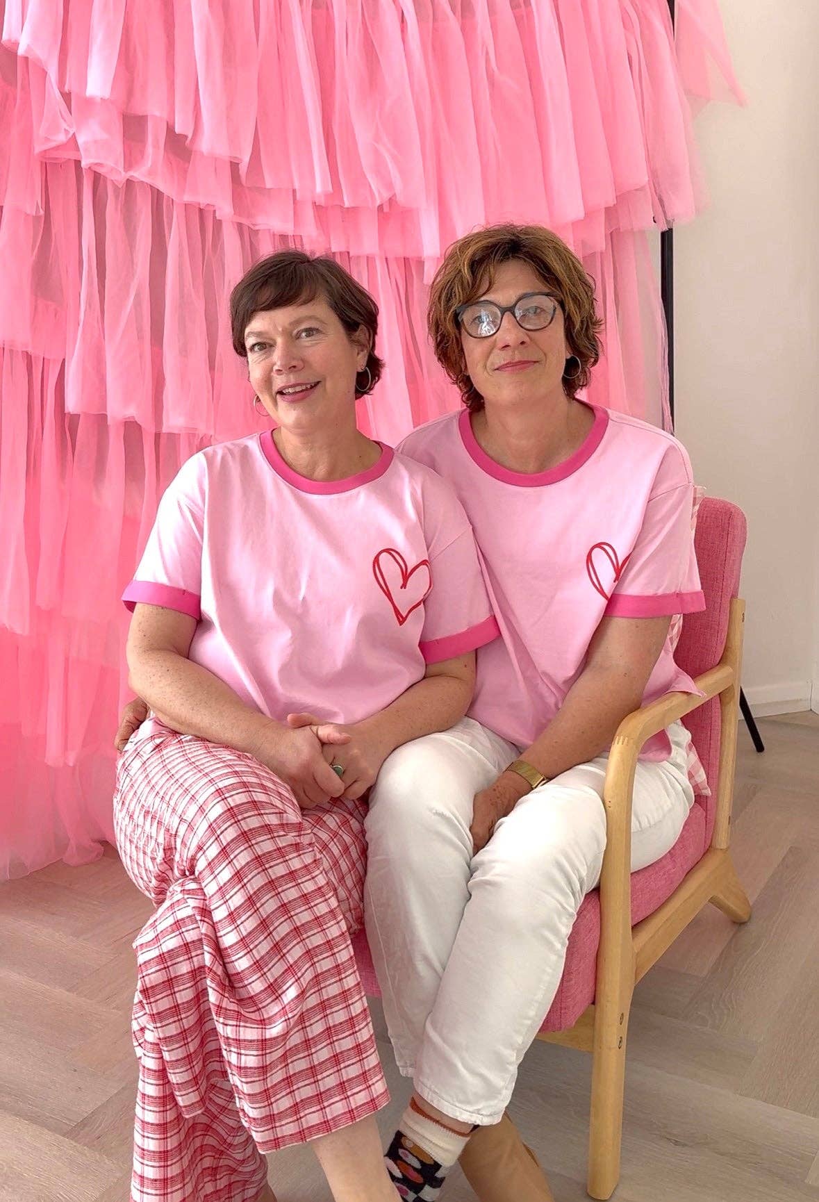 SAVVI She's Strong Tee  - Breast Cancer Awareness Campaign | PRESALE: 8