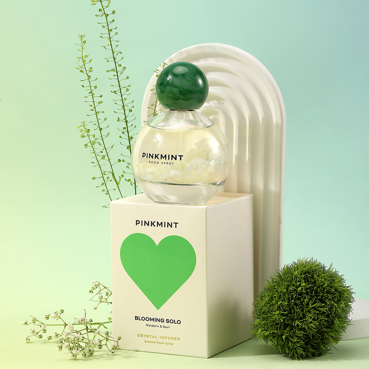 Blooming Solo Room Spray Crystal Infused 