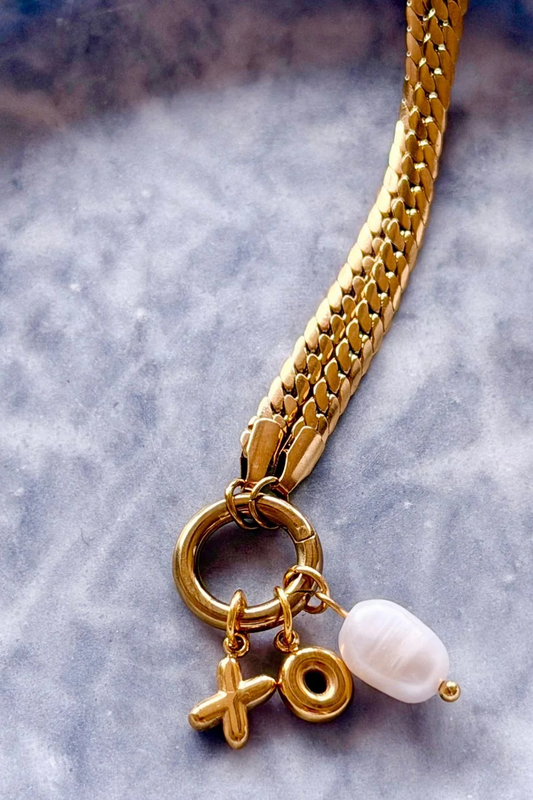 Mosk Melbourne Hugs and kisses Charm Necklace