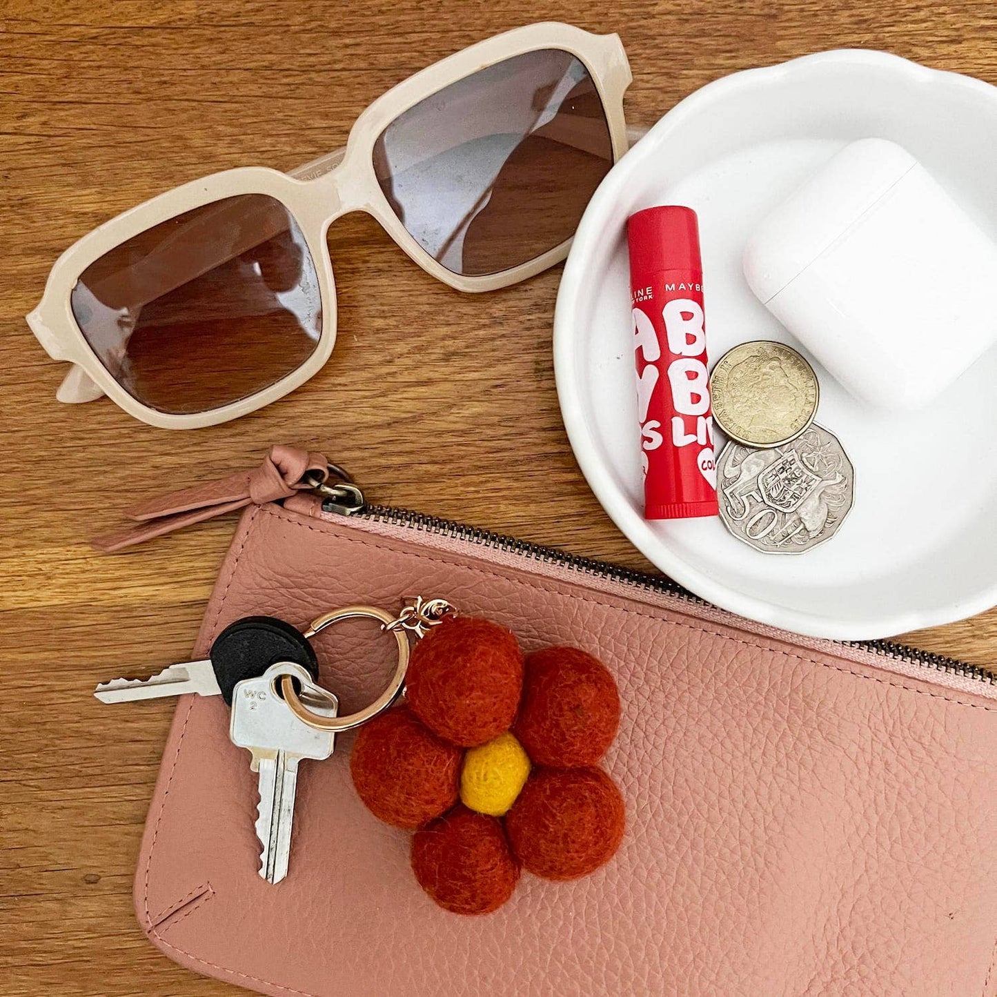 Home Dweller Felt Flower Keychain