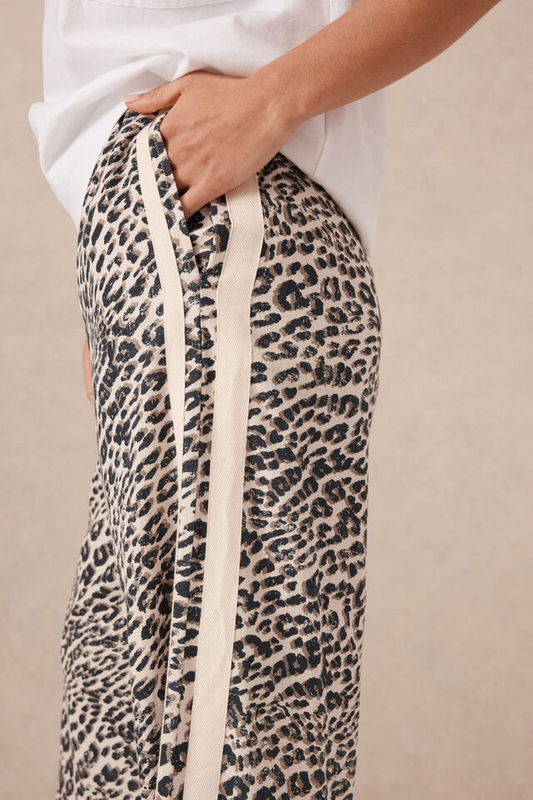 Ceres Life Relaxed Drawstring Pant Leopoard