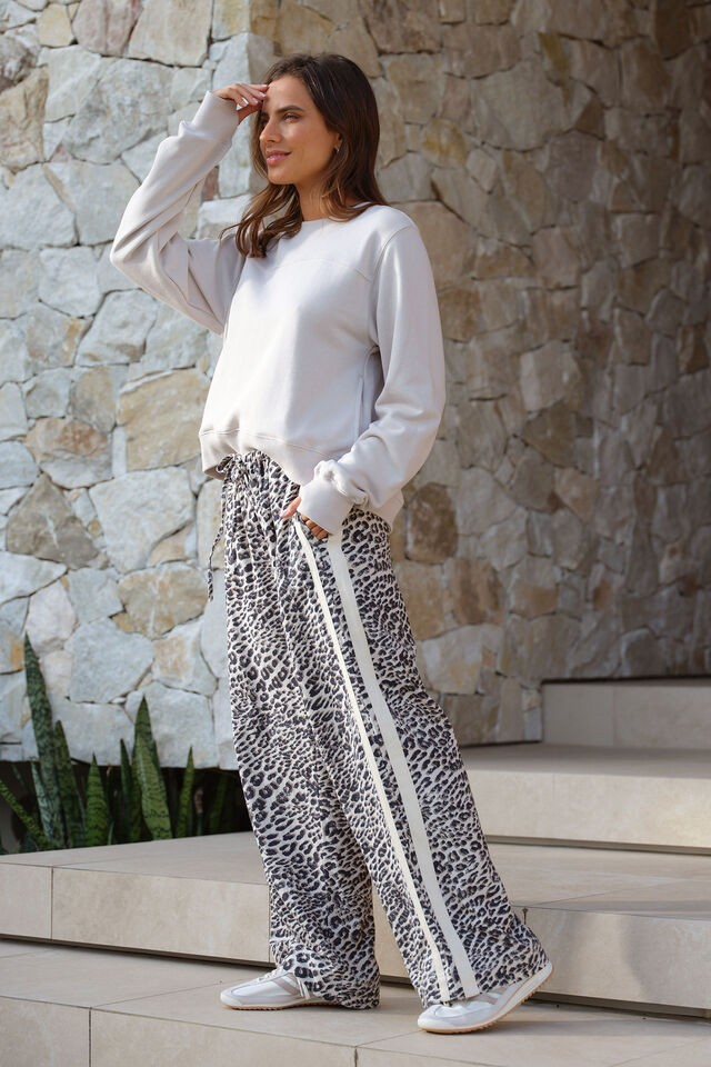 Ceres Life Relaxed Drawstring Pant Leopoard