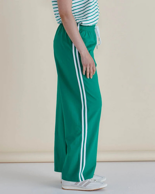 Betty Basics Nikki Relax Cotton Jogger - Green