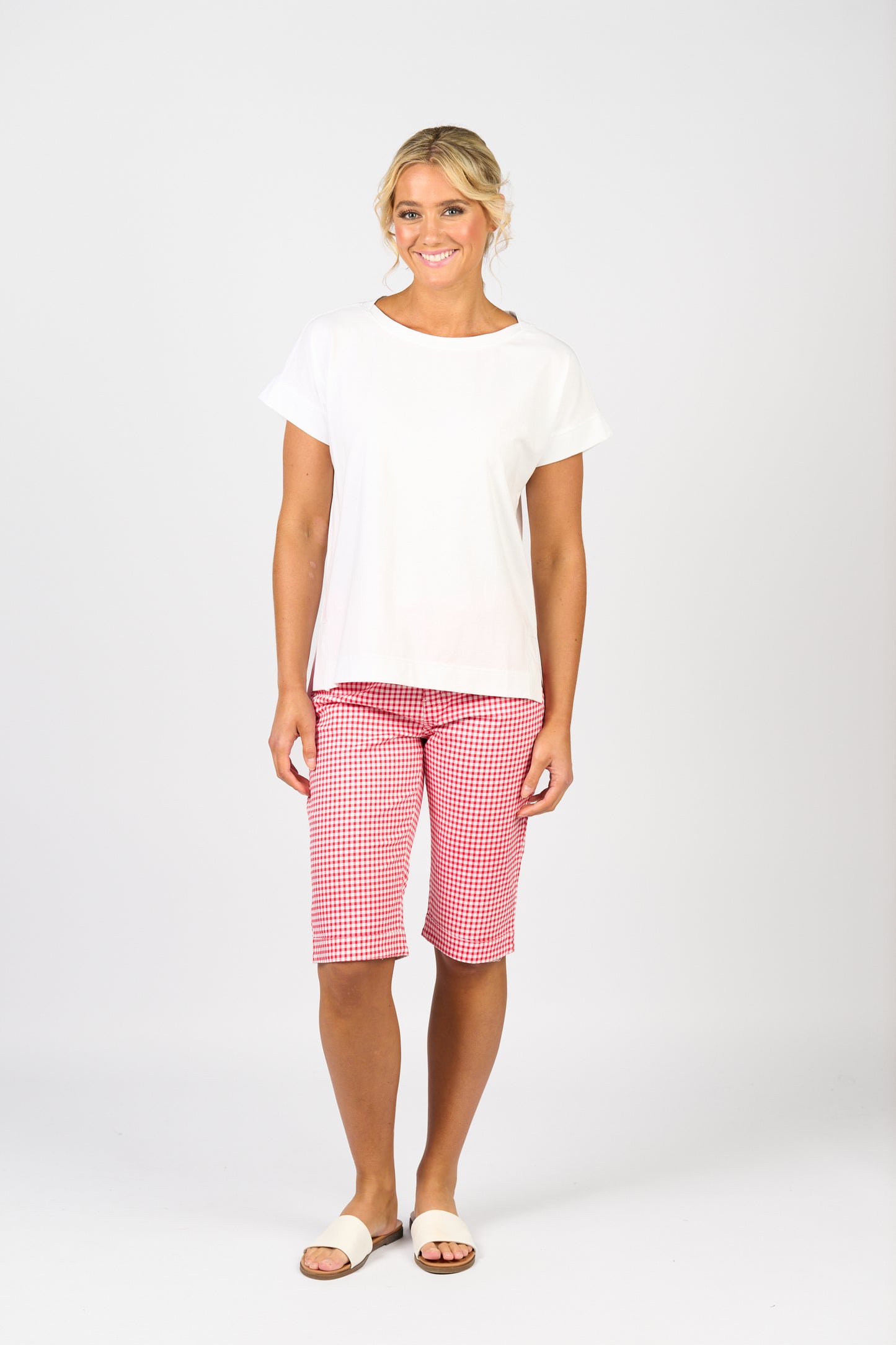 Vassalli Printed Lightweight Straight Leg Short - Red Gingham