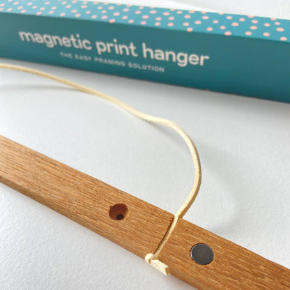70cm Magnetic Print Hanger Frame