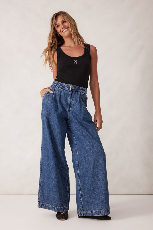 Ceres Life Zoe Contour Rib Scoop Tank - Black/white monogram embroidery