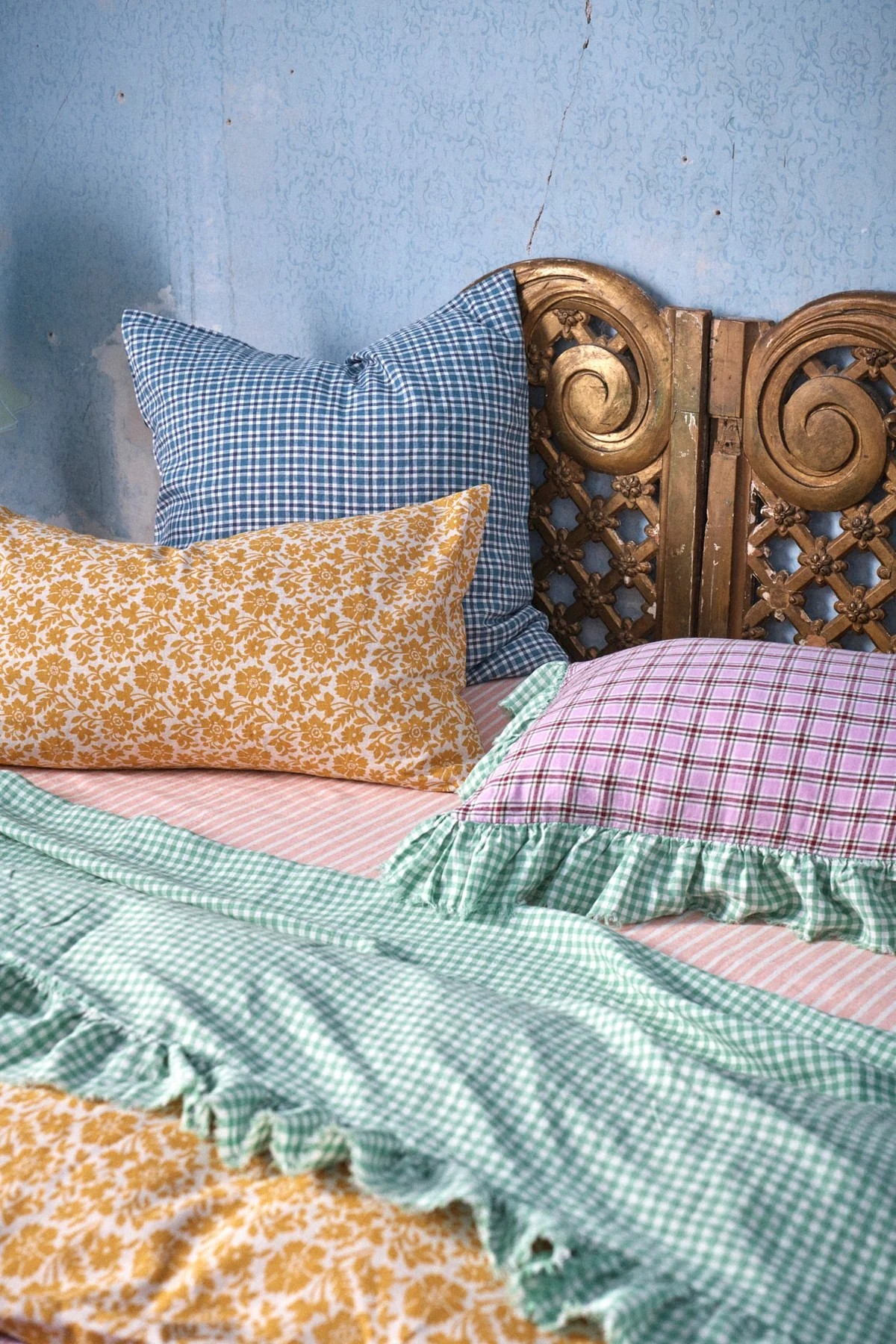 Society Of Wanderers Lucia Standard Pillowcase Set