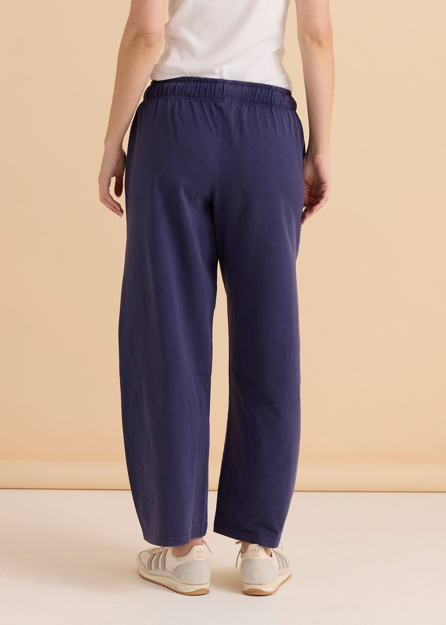 Betty Basics Barrel Leg Sweatpants