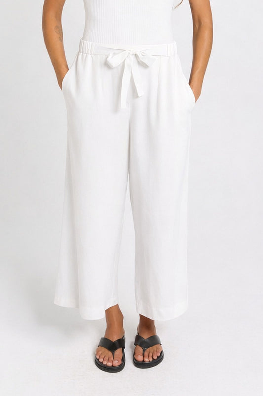 Betty Basics Bella Crop Pants - White