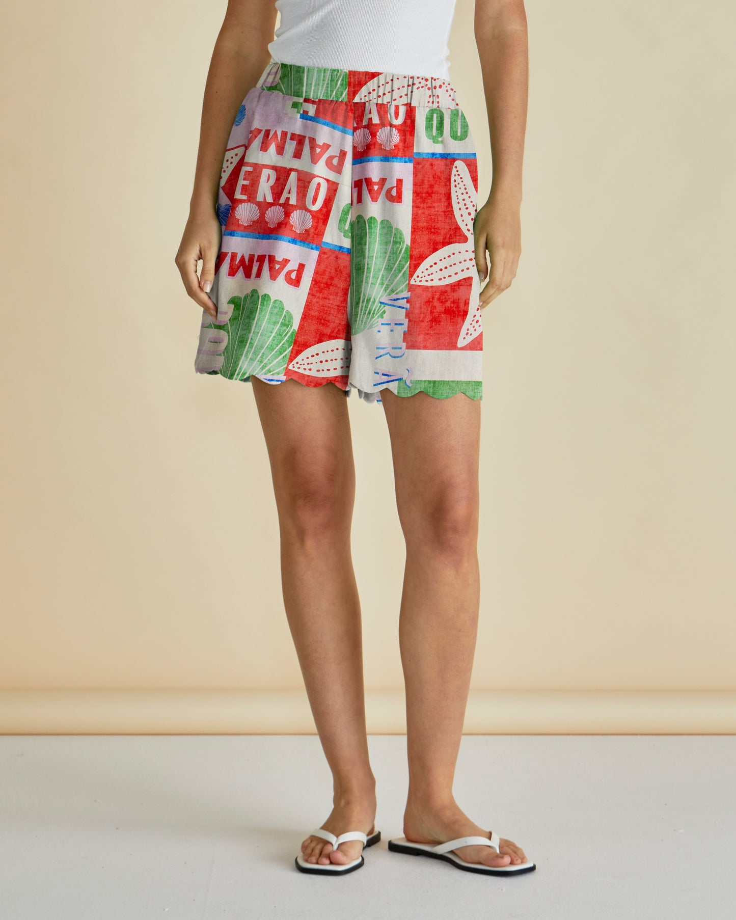 Betty Basics Seraphina Shorts - Seashell Print